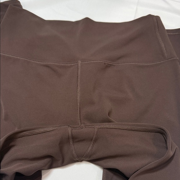 Brown High-Waisted Leggings - Picture 4 of 6